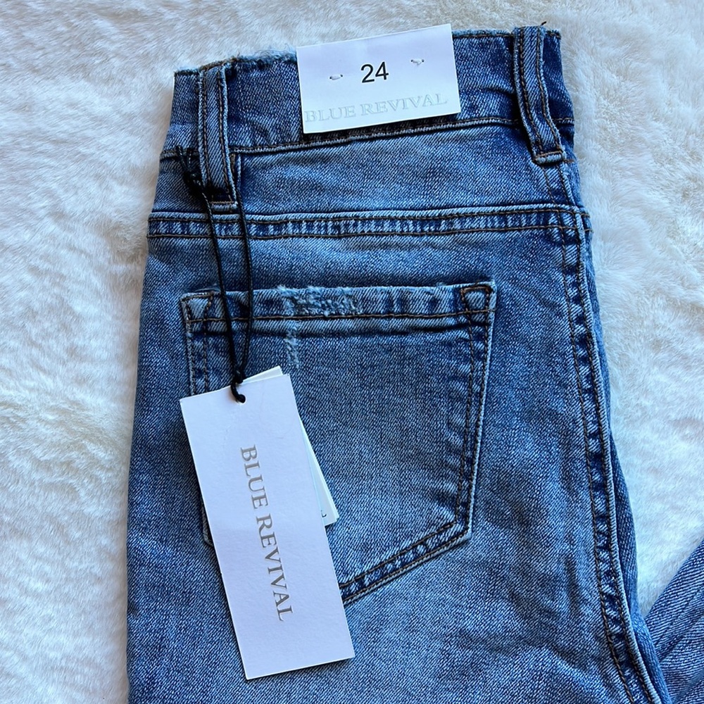 NWT Blue Revival Demi High Rise Bootcut - Picture 3 of 10
